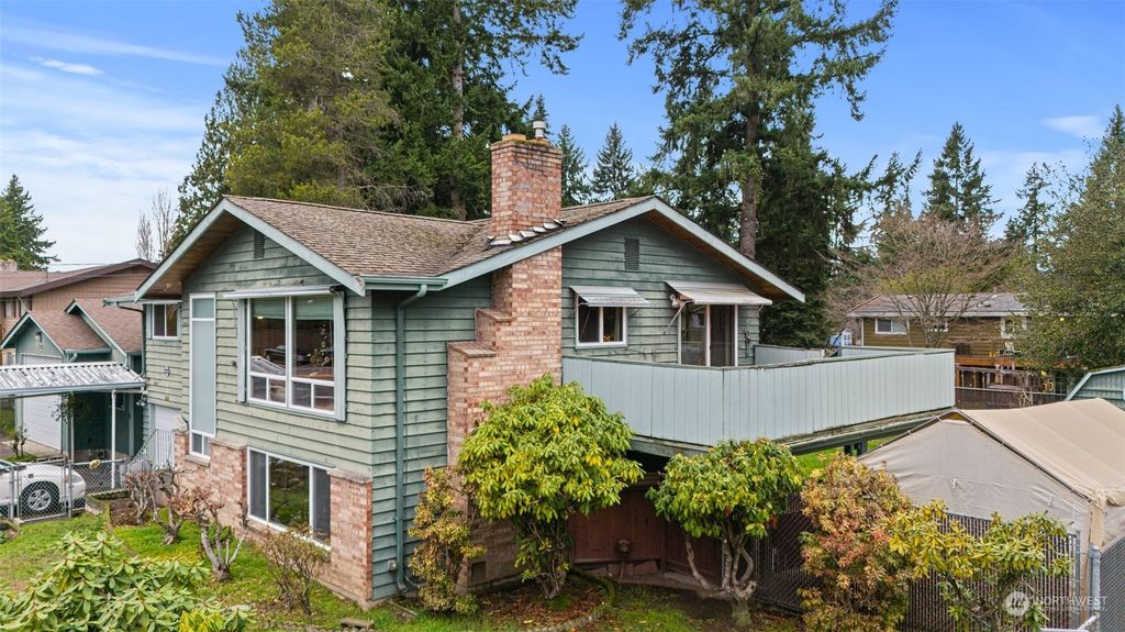Photo of 8650 NE 132nd Street, Kirkland, WA 98034 (MLS # 2186561)