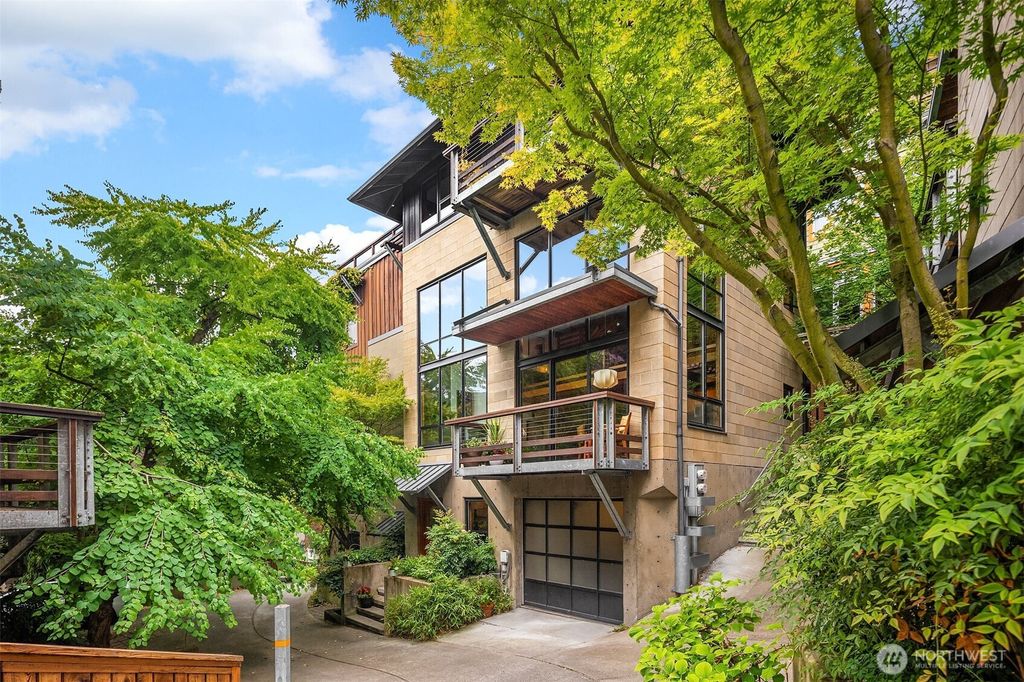 Photo of 3816 A Evanston Avenue N, Seattle, WA 98103 (MLS # 2408348)