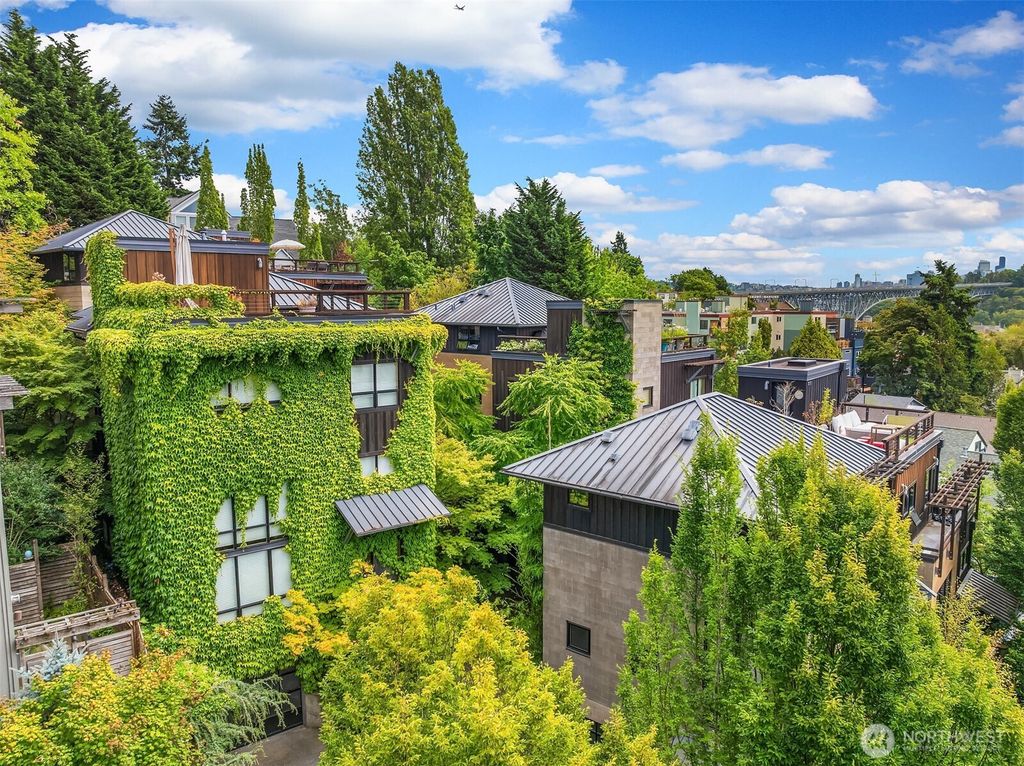 Photo of 3816 A Evanston Avenue N, Seattle, WA 98103 (MLS # 2408348)