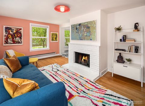 Photo of 404 E Harrison Street #101, Seattle, WA 98102 (MLS # 2515263)