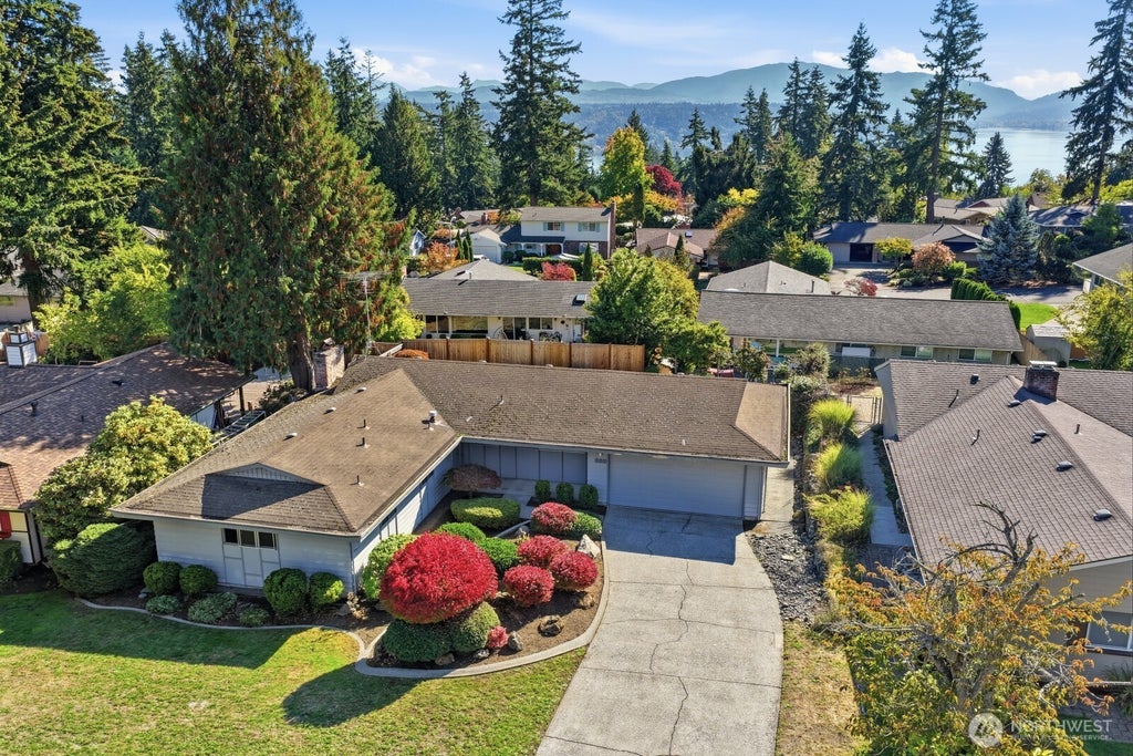 Photo of 860 170th Place NE, Bellevue, WA 98008 (MLS # 2593875)