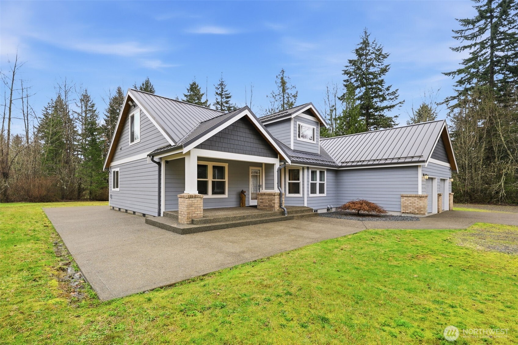 10717 212th Street E