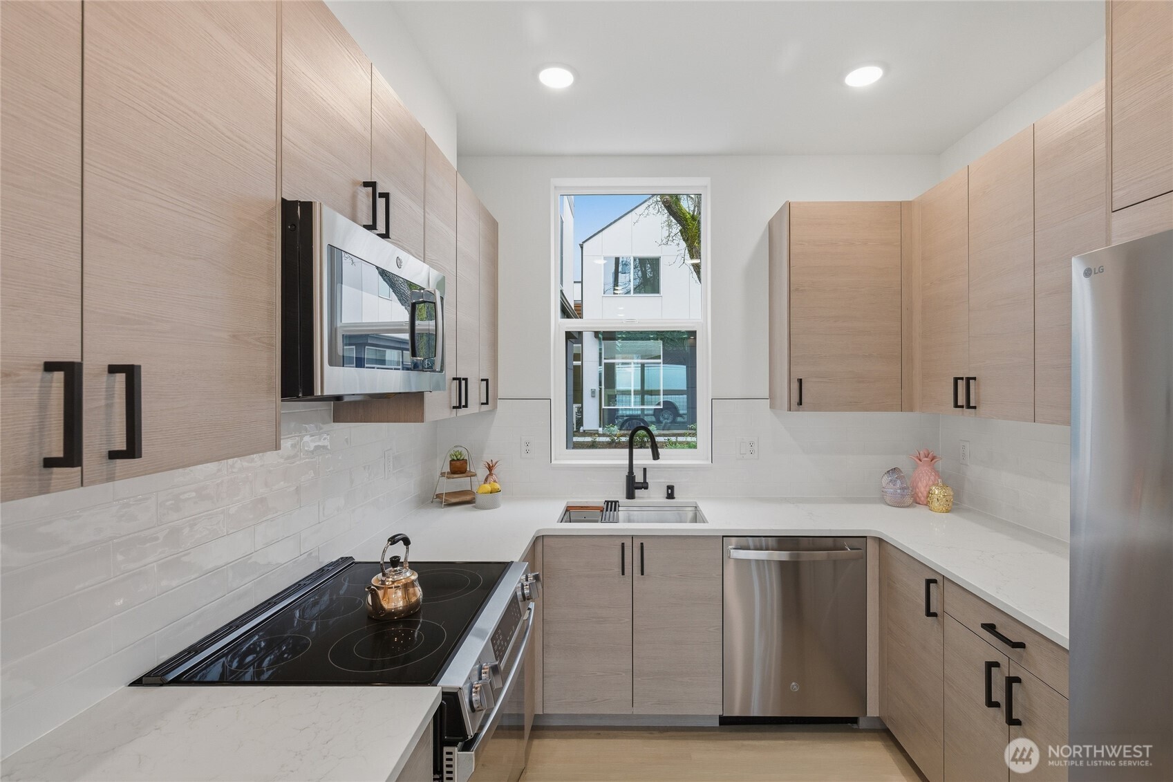 809 S Sullivan Street B