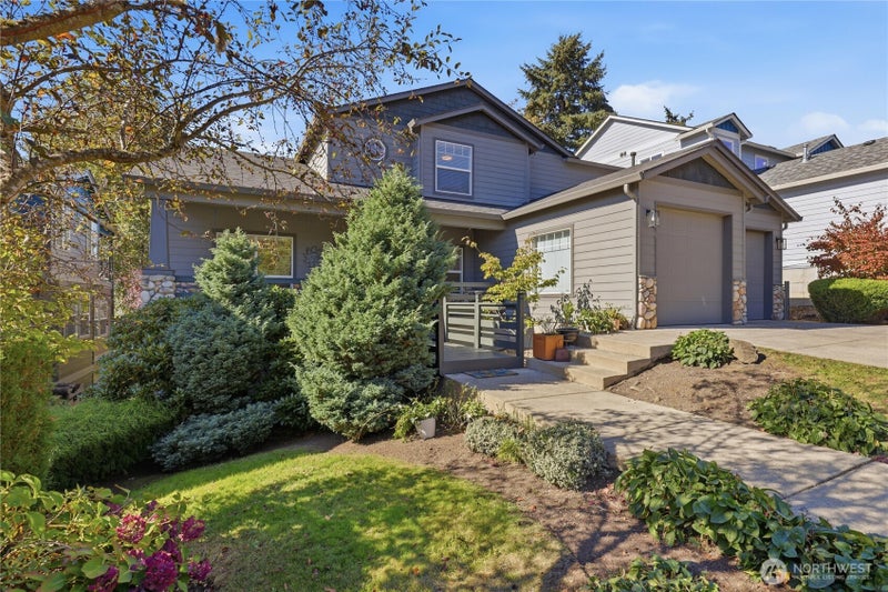 2445 W 10th Street