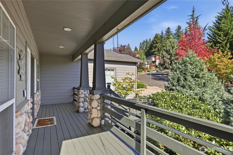 2445 W 10th Street
