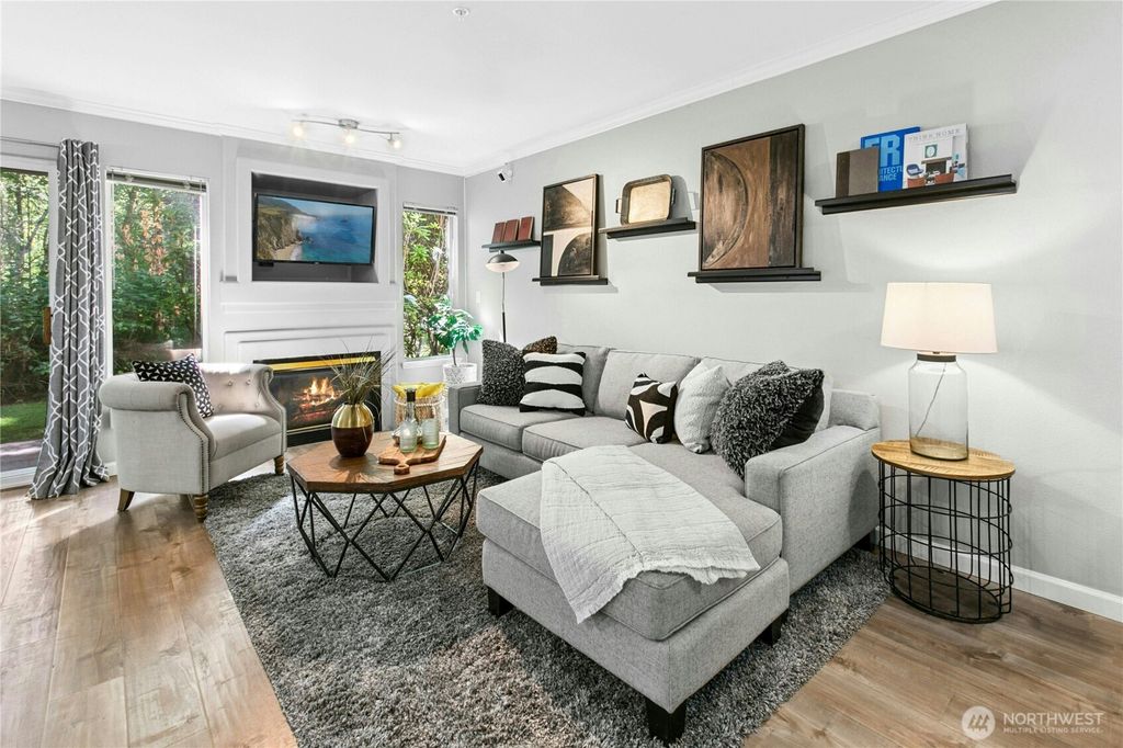 Photo of 25235 SE Klahanie Blvd Blvd #G102, Sammamish, WA 98029 (MLS # 2420380)