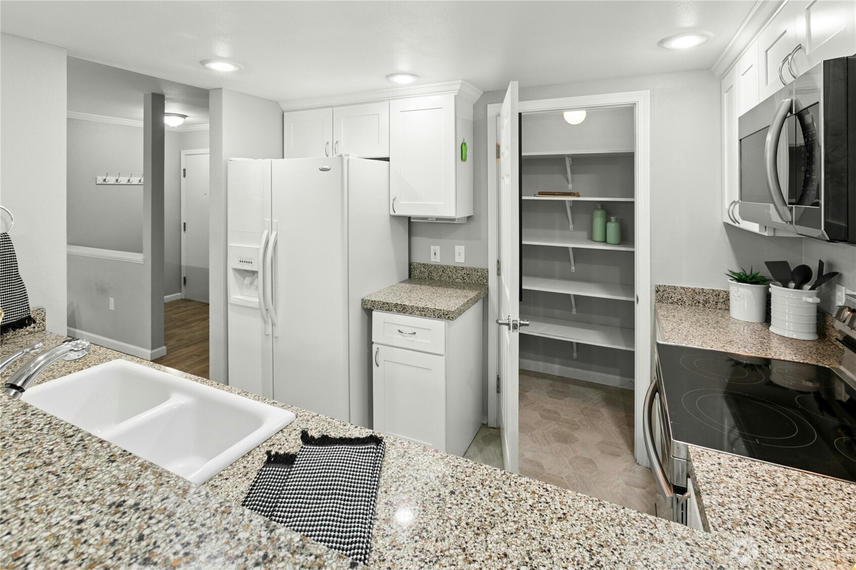 25235 SE Klahanie Blvd G102