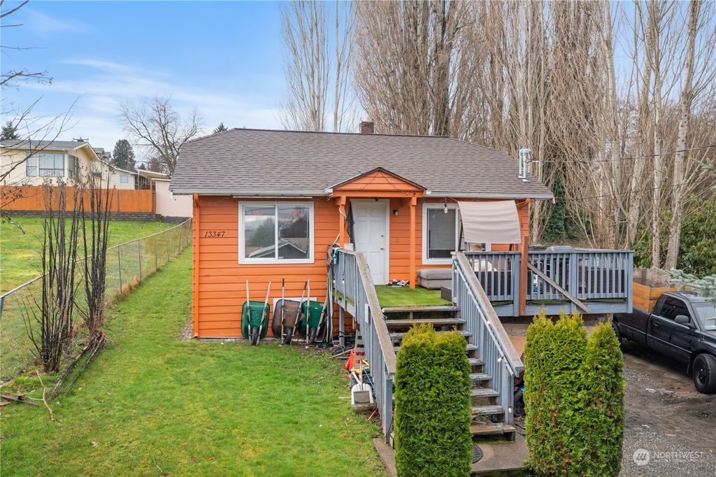 Photo of 13347 34th Avenue S, Tukwila, WA 98168 (MLS # 2200697)
