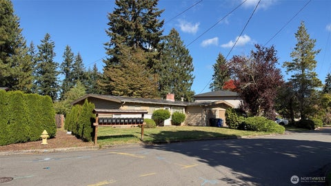 Photo of 16510 NE 25th Place, Bellevue, WA 98008 (MLS # 2589680)