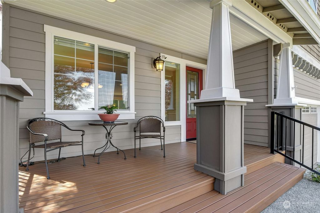 Photo of 8407 NE 165th Street, Kenmore, WA 98028 (MLS # 2244668)