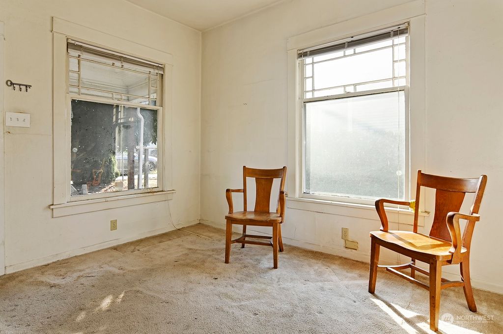 Photo of 6445 Carleton Avenue S, Seattle, WA 98108 (MLS # 2006137)