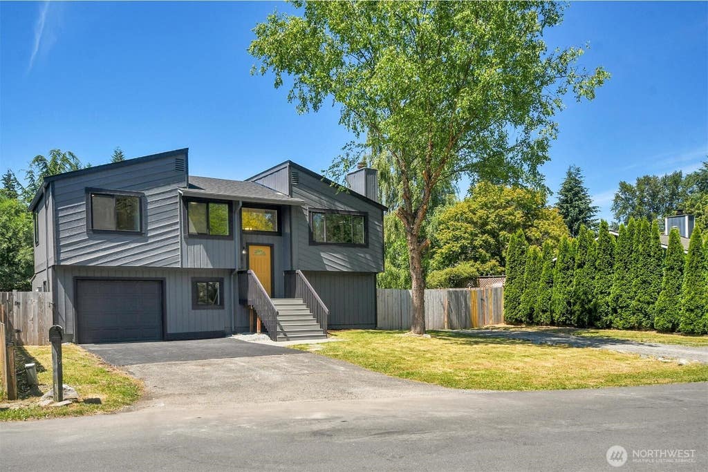 Photo of 9408 61st Drive NE, Marysville, WA 98270 (MLS # 2545079)