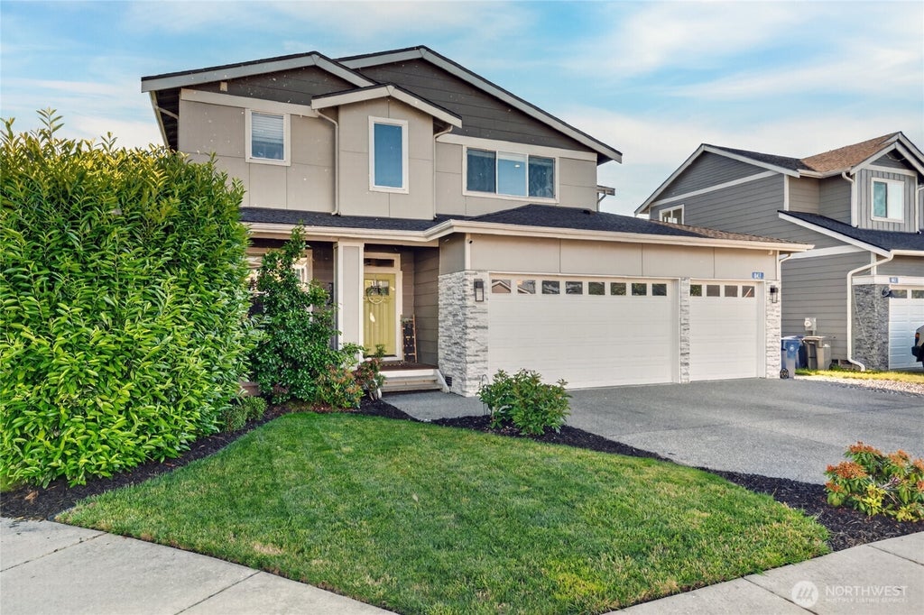 Photo of 843 Katelyn Court, Burlington, WA 98233 (MLS # 2570078)