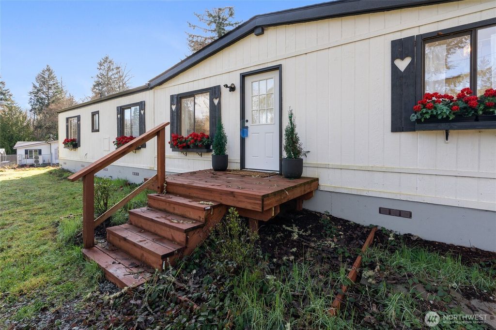Photo of 14512 246th Street E, Graham, WA 98338 (MLS # 2499693)
