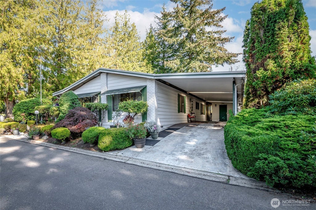 Photo of 201 Union Avenue SE #184, Renton, WA 98059 (MLS # 2594489)