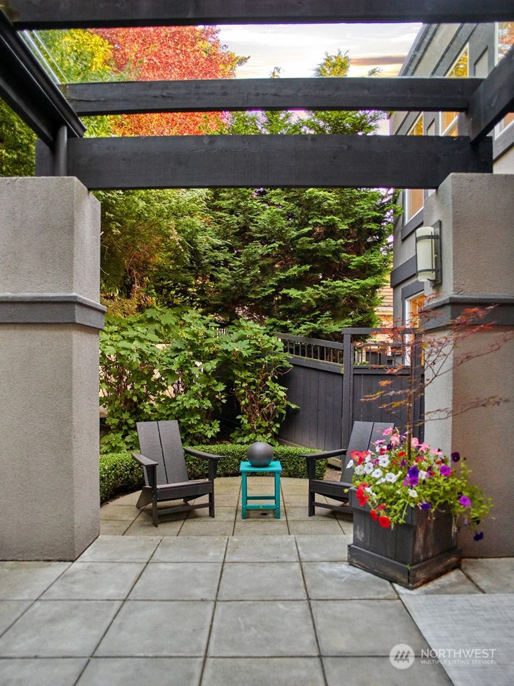 Photo of 5045 88th Avenue SE, Mercer Island, WA 98040 (MLS # 2156694)