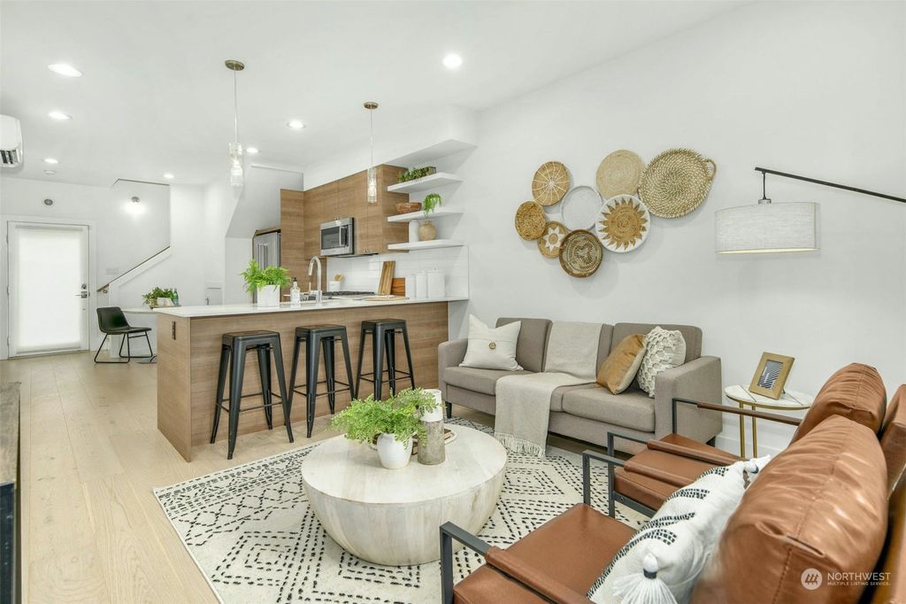 Photo of 7433 4th Avenue NE #B, Seattle, WA 98115 (MLS # 2058297)