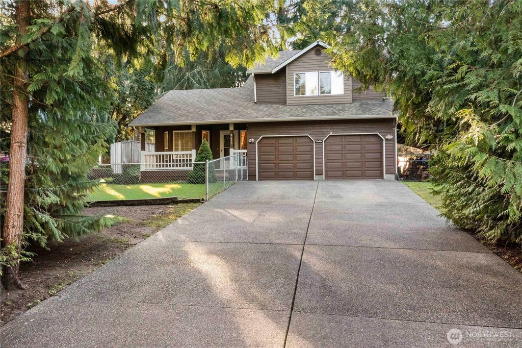Photo of 8415 Sumac Court SE, Yelm, WA 98597 (MLS # 2479395)