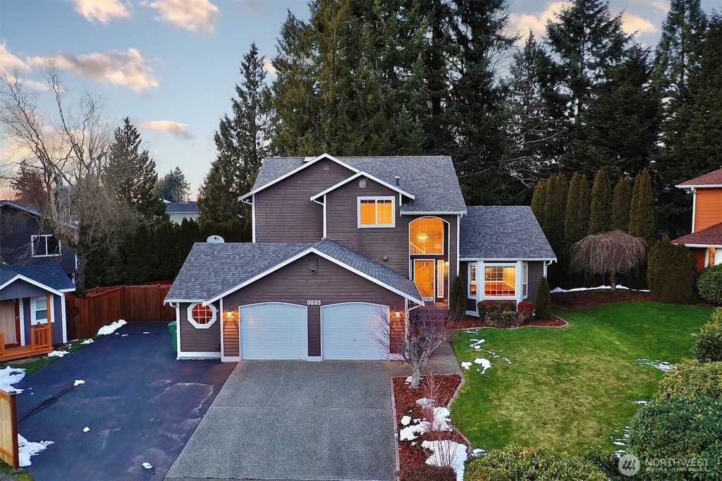 Photo of 3833 Serene Way, Lynnwood, WA 98087 (MLS # 2331959)