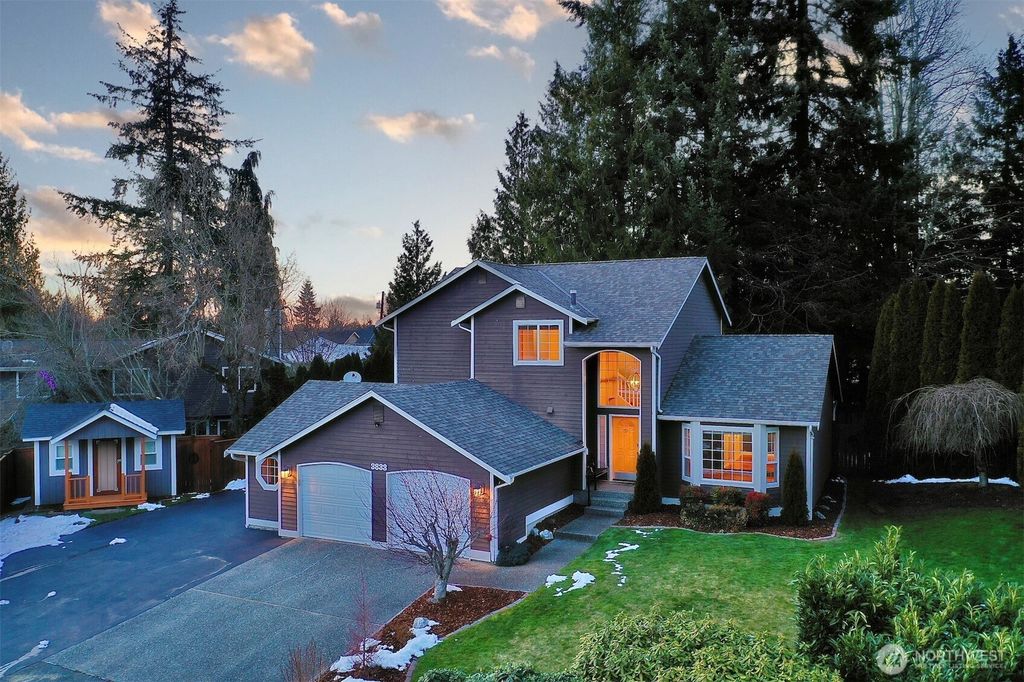 Photo of 3833 Serene Way, Lynnwood, WA 98087 (MLS # 2331959)