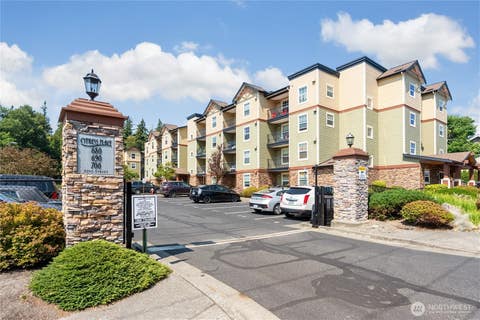 Photo of 690 32nd Street #B107, Bellingham, WA 98225 (MLS # 2568115)