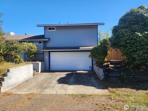 Photo of 706 Wakina Loop SE, Ocean Shores, WA 98569 (MLS # 2569142)