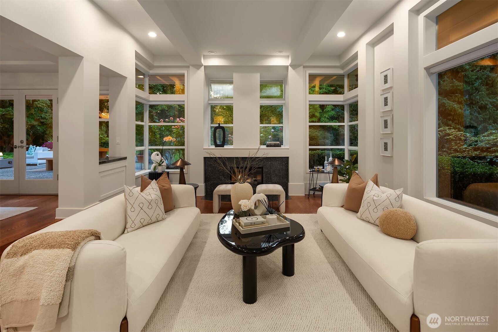 2609 Evergreen Point Road