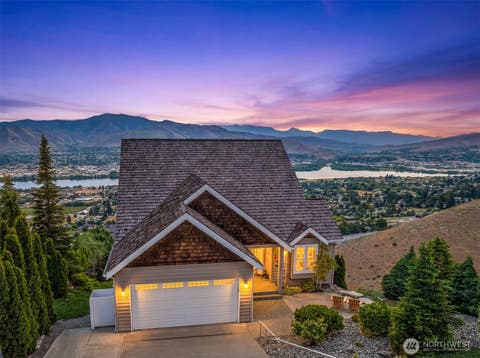 Photo of 2352 Monument Place, East Wenatchee, WA 98802 (MLS # 2527769)