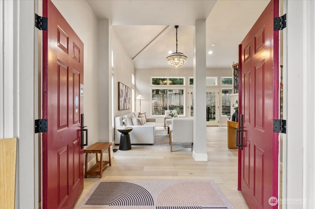 Photo of 4228 257th Pl Place SE, Sammamish, WA 98029 (MLS # 2492173)