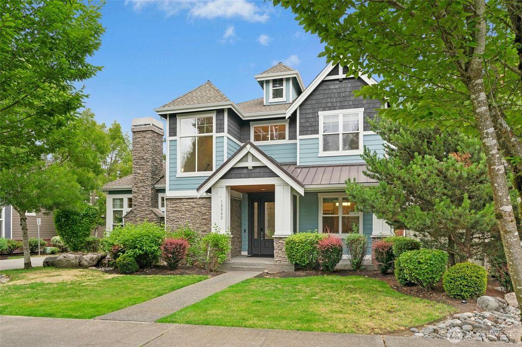 Photo of 12202 168th Ct Ct NE, Redmond, WA 98052 (MLS # 2406012)