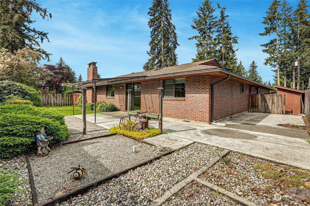 Photo of 11107 46th Avenue NE, Marysville, WA 98271 (MLS # 2243525)