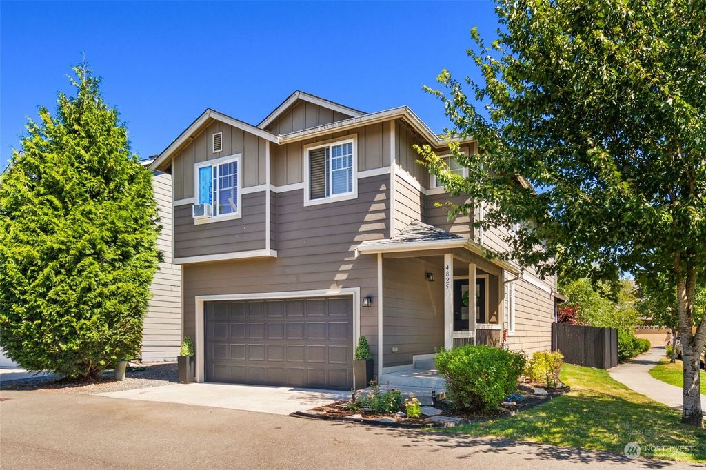 Photo of 4825 145th St NE St, Marysville, WA 98271 (MLS # 2273212)