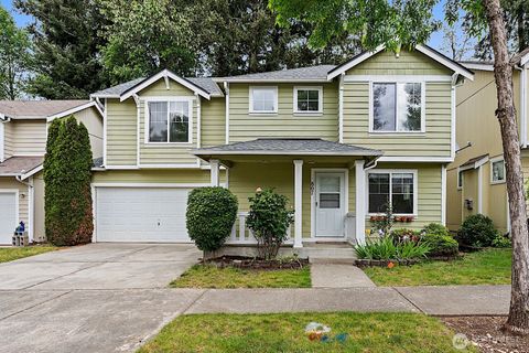 Photo of 807 29th Avenue SE, Puyallup, WA 98374 (MLS # 2524885)