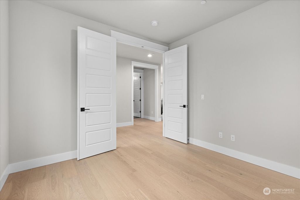 Photo of 14836 78th Ave Ave NE, Kenmore, WA 98028 (MLS # 2318925)