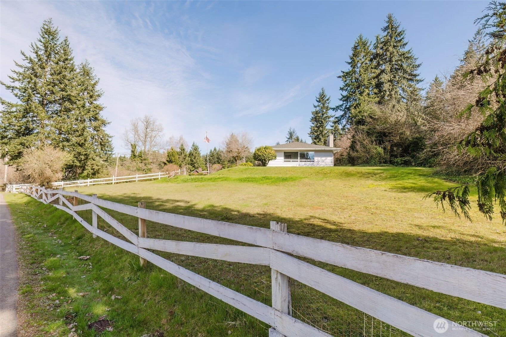 191 NE McWilliams Court