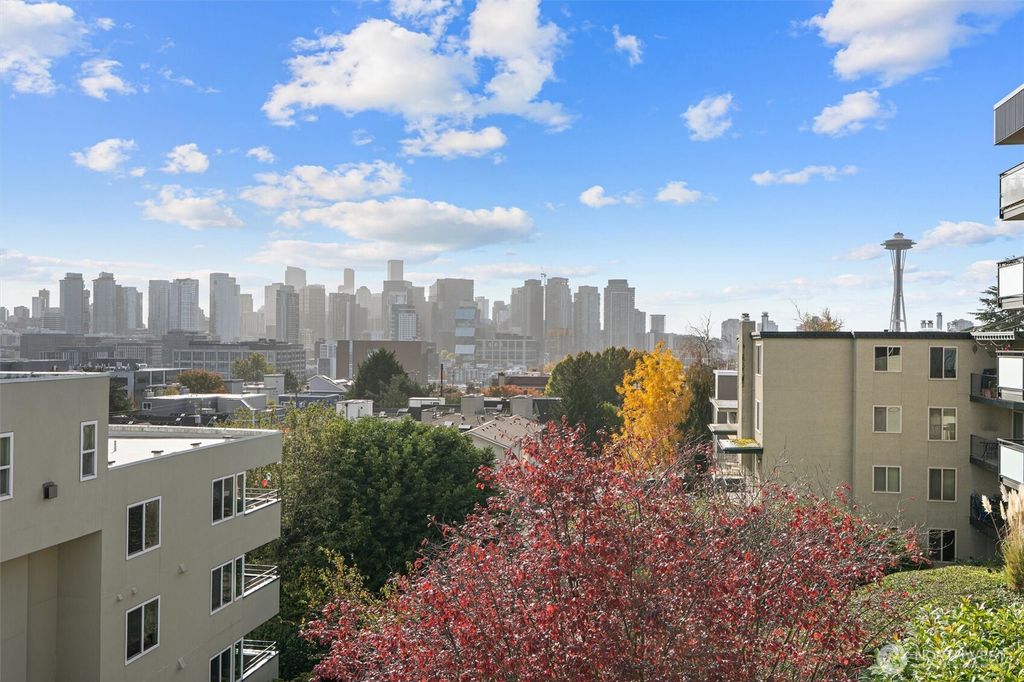 Photo of 561 Lee Street, Seattle, WA 98109 (MLS # 2451129)