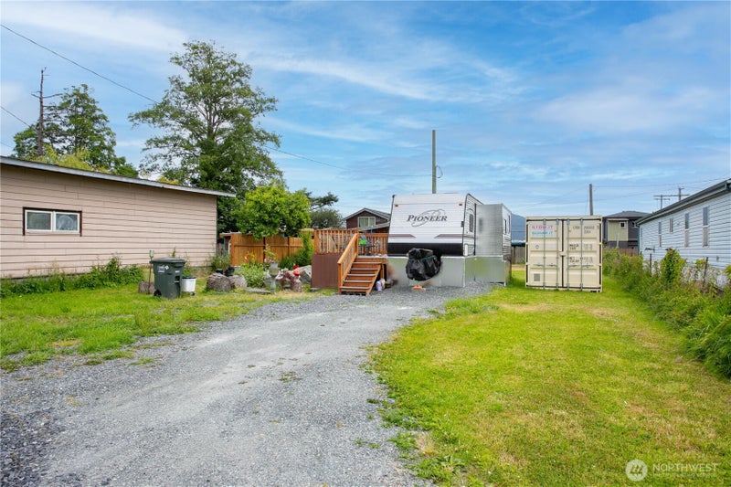 3421 Lena Road