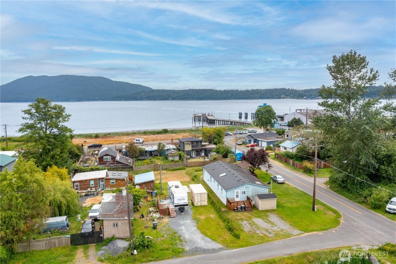 3421 Lena Road