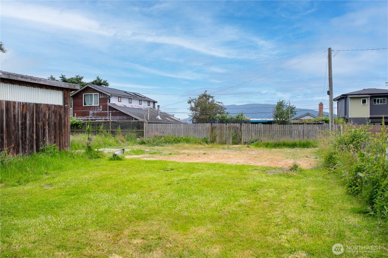 3421 Lena Road
