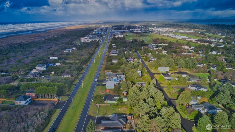 482 Ocean Shores Boulevard NW