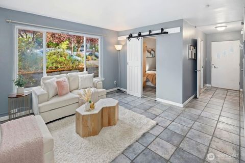 Photo of 4707 40th Avenue NE #4737, Seattle, WA 98105 (MLS # 2431614)