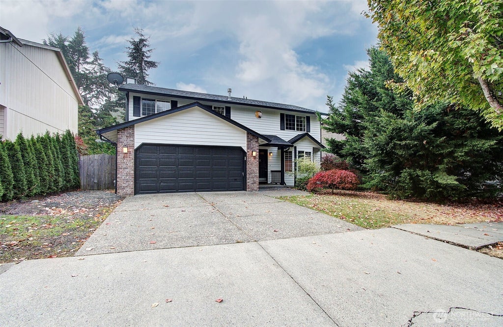 Photo of 10021 NE 20th Street, Vancouver, WA 98664 (MLS # 2592004)