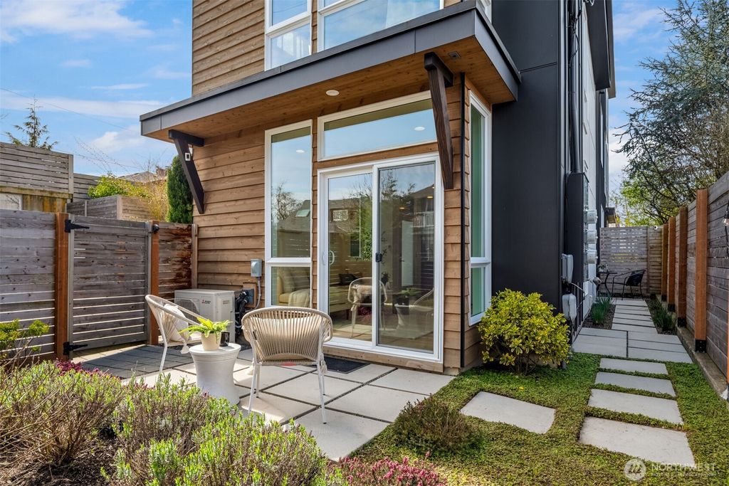 Photo of 6710 36th Avenue SW #B, Seattle, WA 98126 (MLS # 2502344)