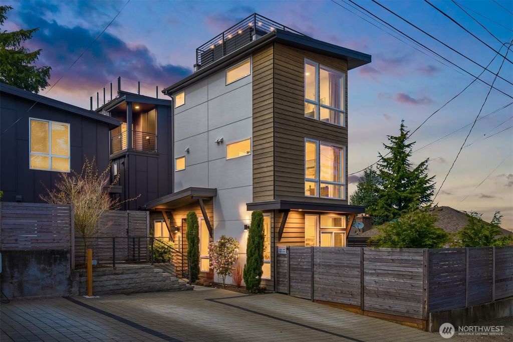 Photo of 6710 36th Avenue SW #B, Seattle, WA 98126 (MLS # 2502344)