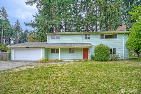 Photo of 3720 70th Avenue Ct W, University Place, WA 98466 (MLS # 2585835)