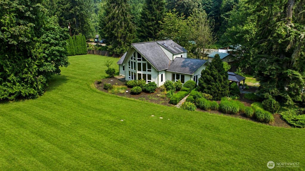 Photo of 20412 133rd Street NE, Granite Falls, WA 98252 (MLS # 2565070)