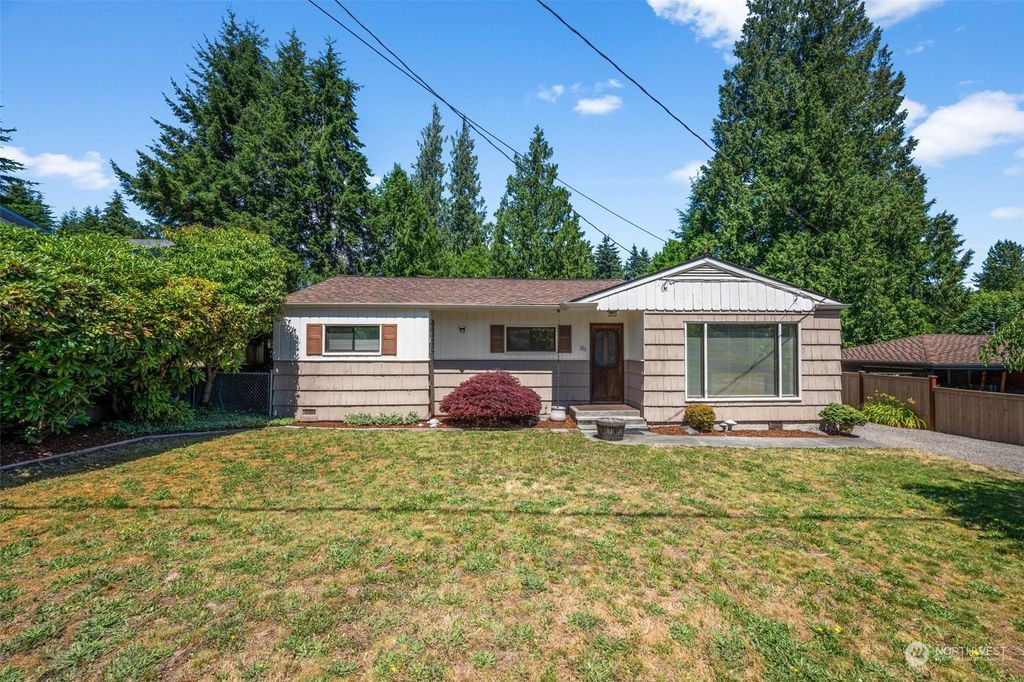 Photo of 111 74th Street SE, Everett, WA 98203 (MLS # 2263220)