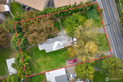 Photo of 311 N 33rd Street, Yakima, WA 98901 (MLS # 2441450)