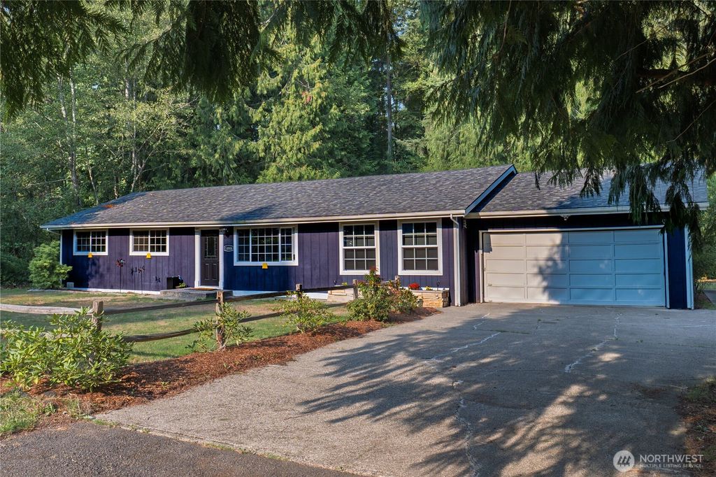 Photo of 14804 206th Avenue SE, Renton, WA 98059 (MLS # 2425959)