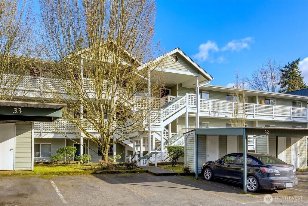 Photo of 12323 NE 97th Street #O, Kirkland, WA 98033 (MLS # 2491283)